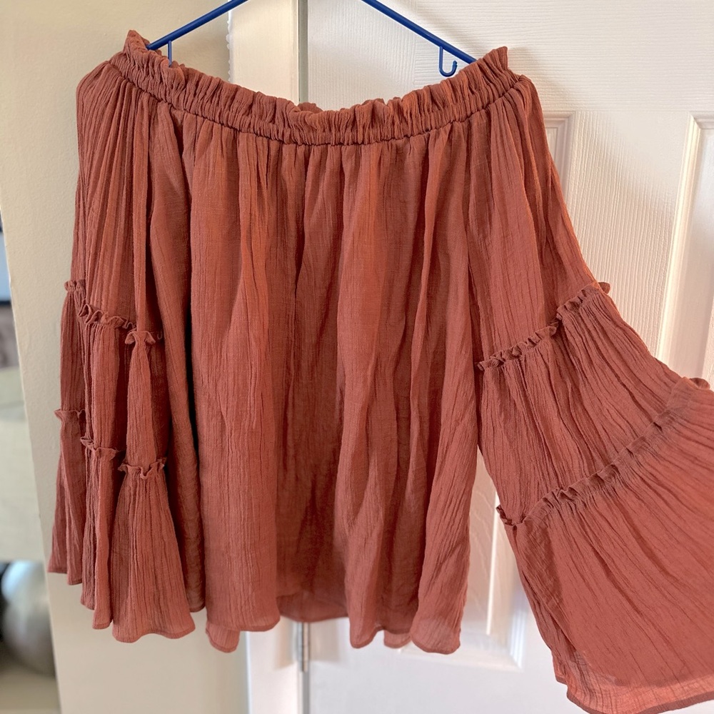 Vici peasant top, Size M, Very good-used condition